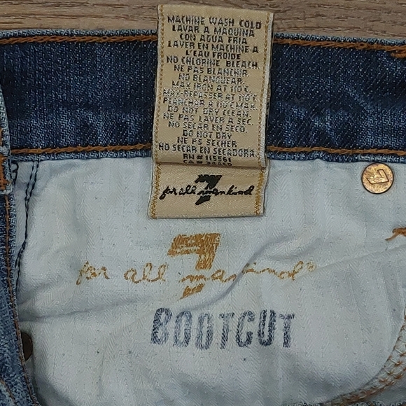 7 For All Mankind Women's Bootcut Jeans - Picture 3 of 5